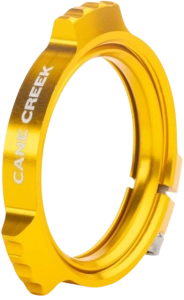 Cane Creek pierścień regulacyjny do korby z osią 30mm złoty