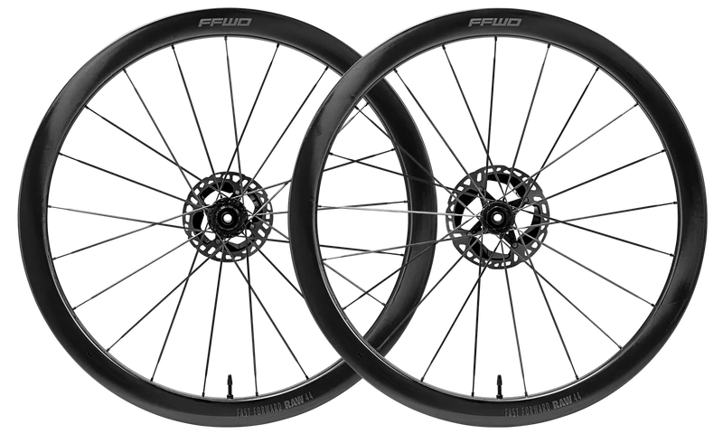 FFWD koła RAW 44 GLOSSY CL Shimano