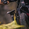 Fizik siodło Gravita Alpaca KIT X5 130mm czarne