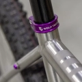 Wolf Tooth Components obejma sztycy 28.6mm czarna