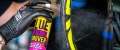Muc-Off rozpuszczalnik Glue &amp; Sealant Remover - 200ml