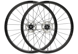 FFWD koła RYOT 33 MBL CL TL-R Shimano
