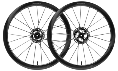 FFWD koła RAW 44 GLOSSY CL Shimano